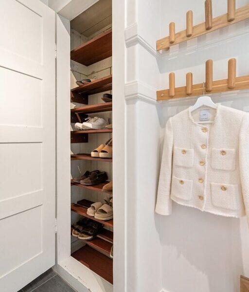 Simple Ways to Organize Your Entryway for a Clutter-Free Home