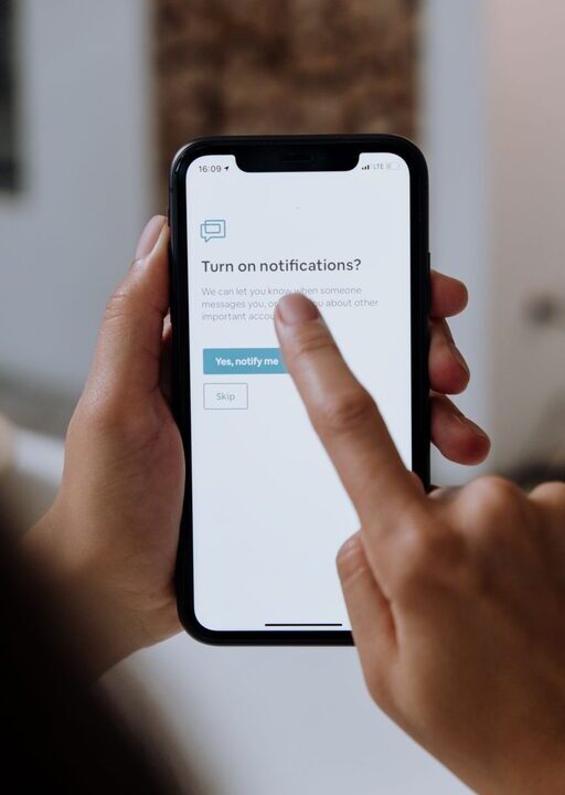 Tips for Setting Boundaries with Notifications to Regain Control